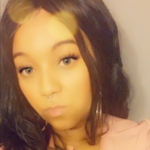 Meet your Posher, Diondra